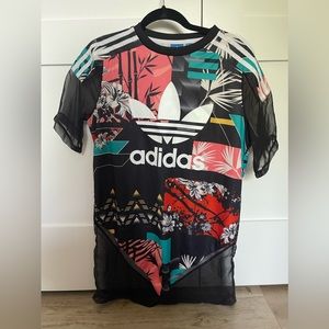 Adidas Oversized Tee